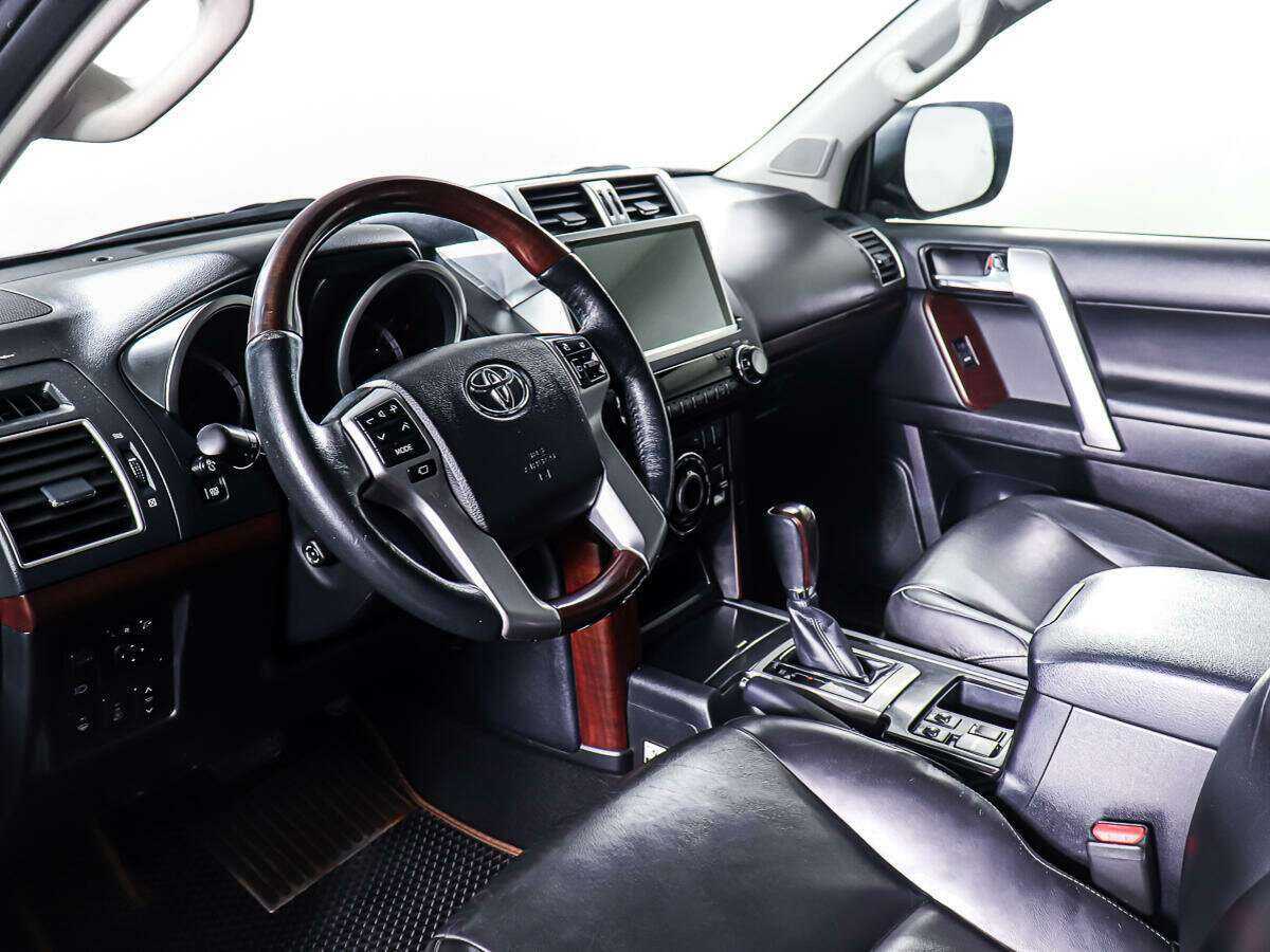 Toyota Land Cruiser Prado 2014 года с пробегом. Фото: #11