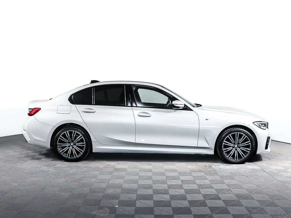 BMW 3 серии 2019 года с пробегом. Фото: #3