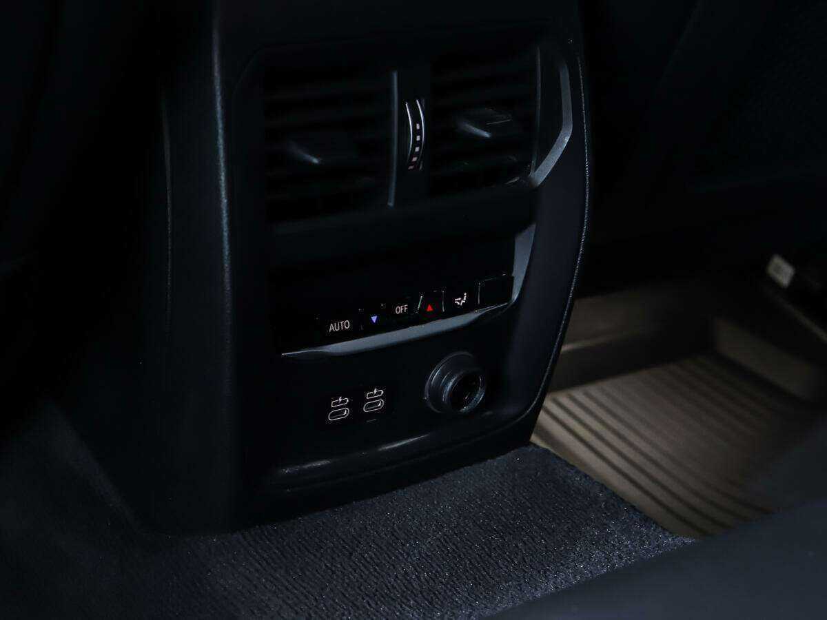 BMW 3 серии 2019 года с пробегом. Фото: #14