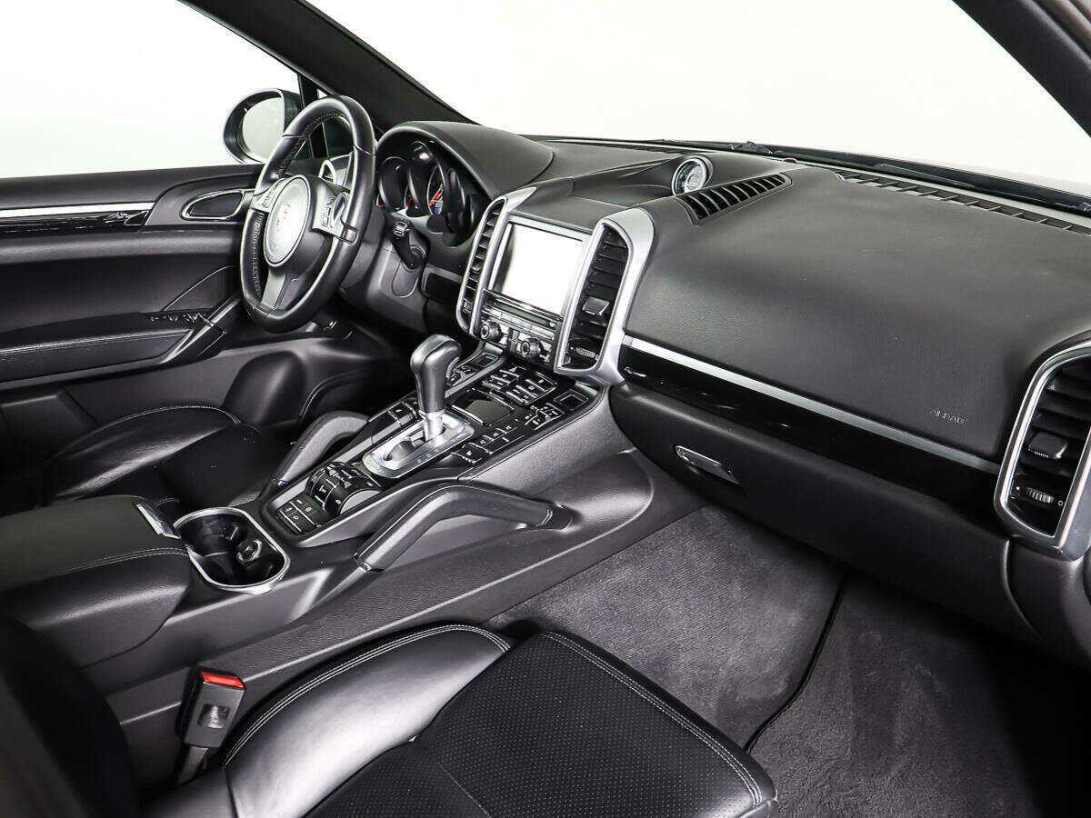 Porsche Cayenne 2012 года с пробегом. Фото: #10