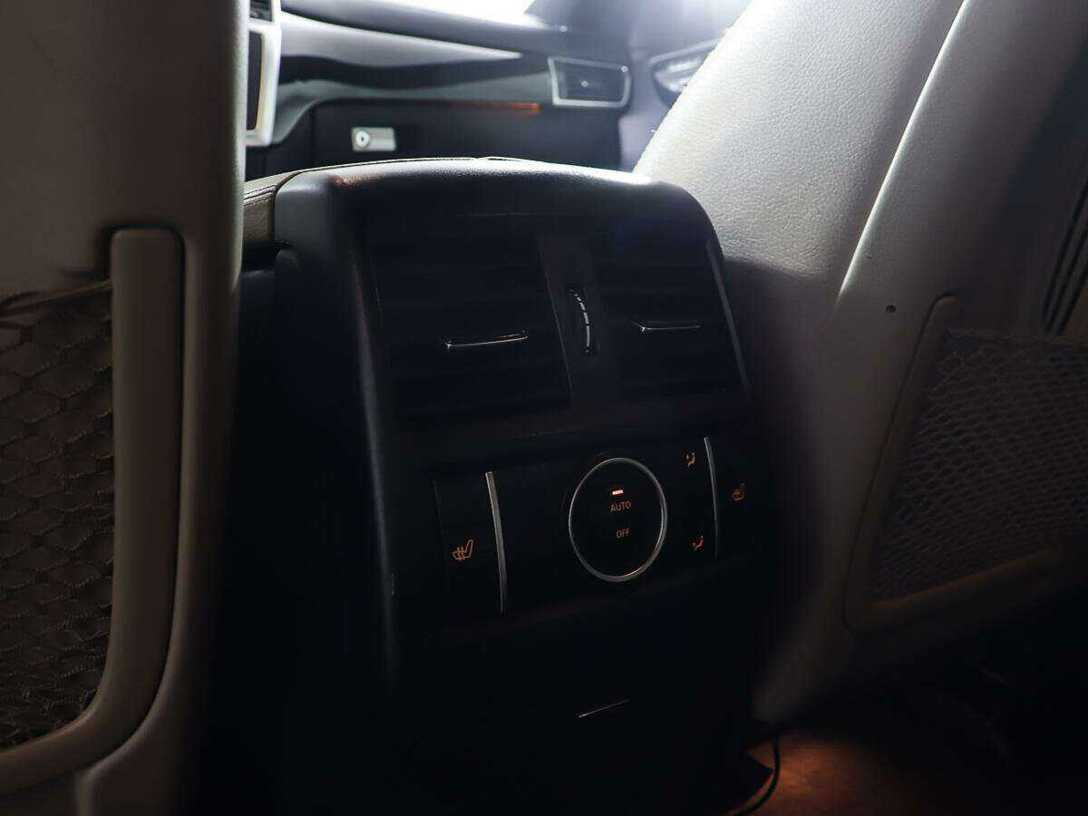 Mercedes-Benz GL-Класс 2015 года с пробегом. Фото: #20