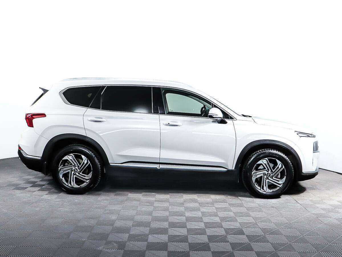 Hyundai Santa Fe 2021 года с пробегом. Фото: #3