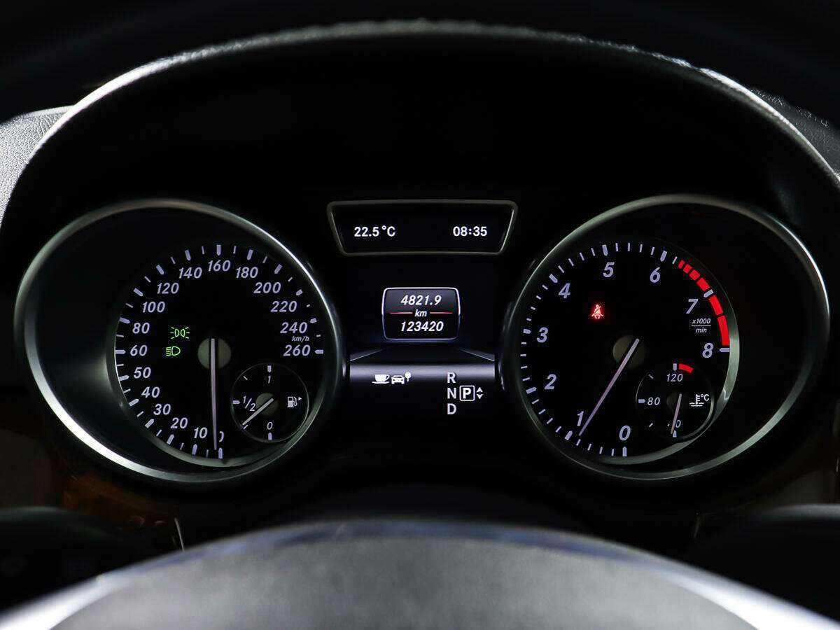 Mercedes-Benz M-Класс 2013 года с пробегом. Фото: #13