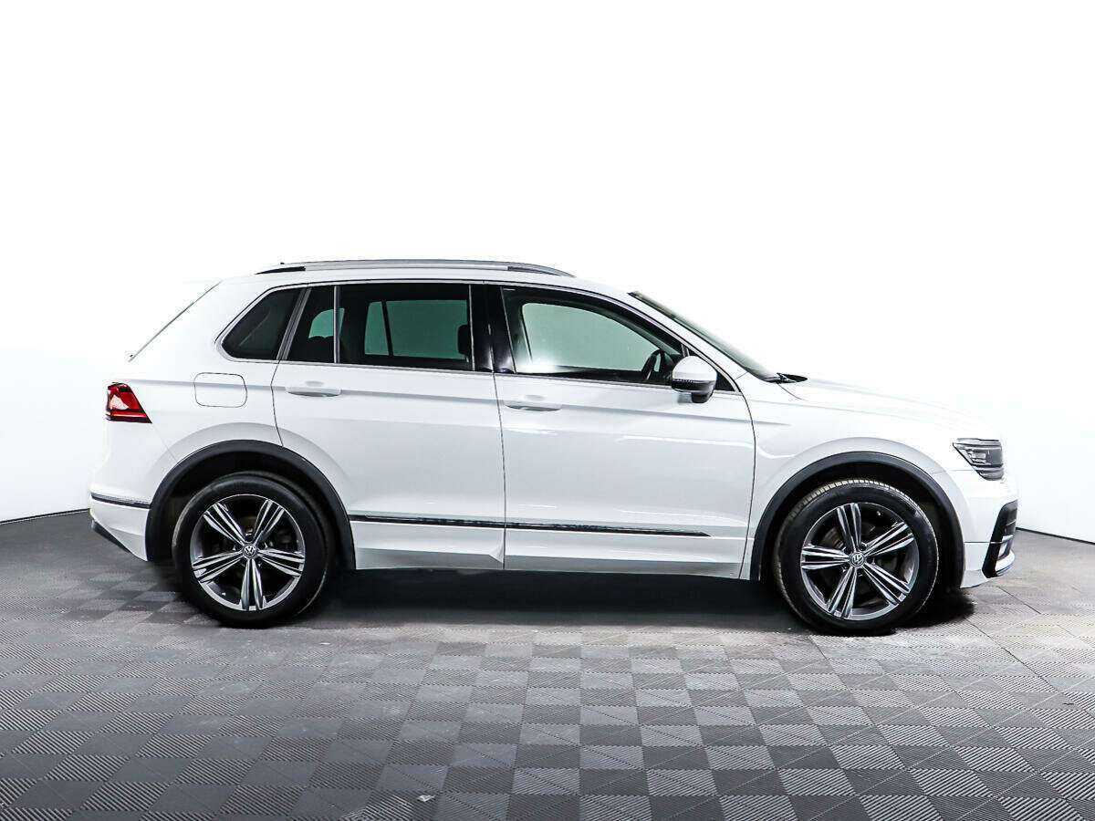 Volkswagen Tiguan 2018 года с пробегом. Фото: #3
