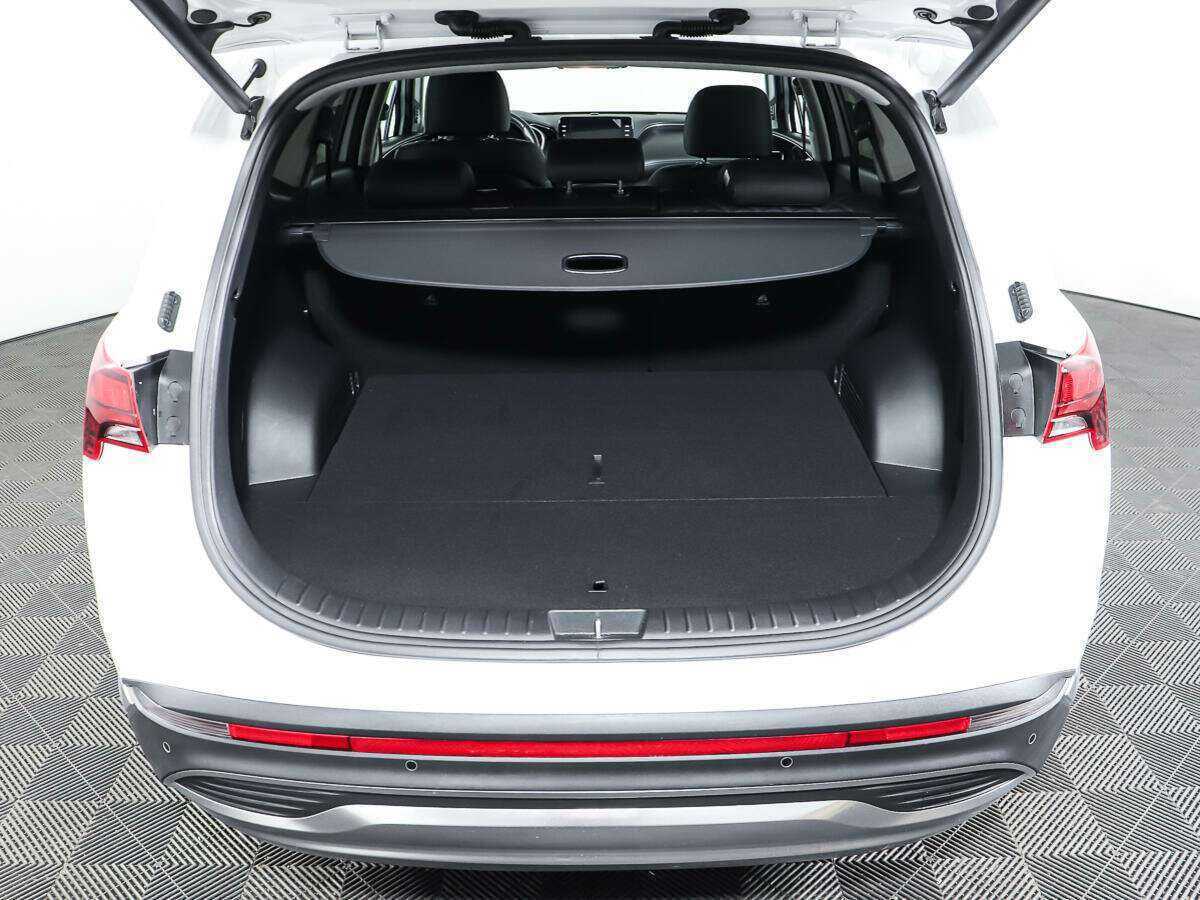 Hyundai Santa Fe 2022 года с пробегом. Фото: #8