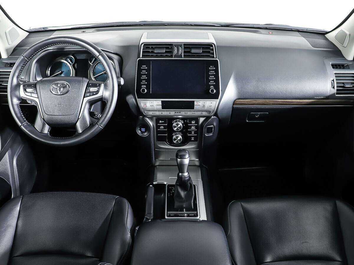 Toyota Land Cruiser Prado 2020 года с пробегом. Фото: #10