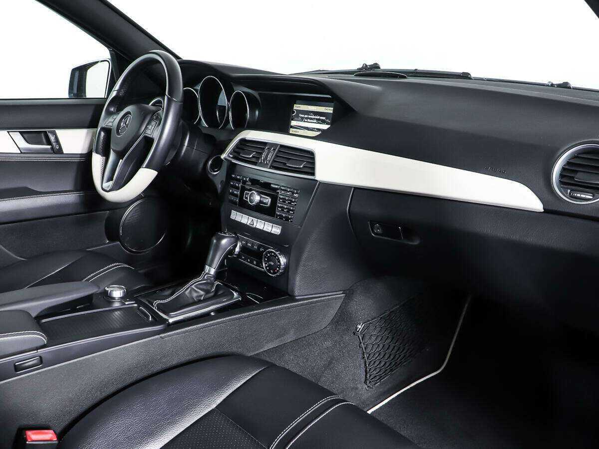 Mercedes-Benz C-Класс 2011 года с пробегом. Фото: #9