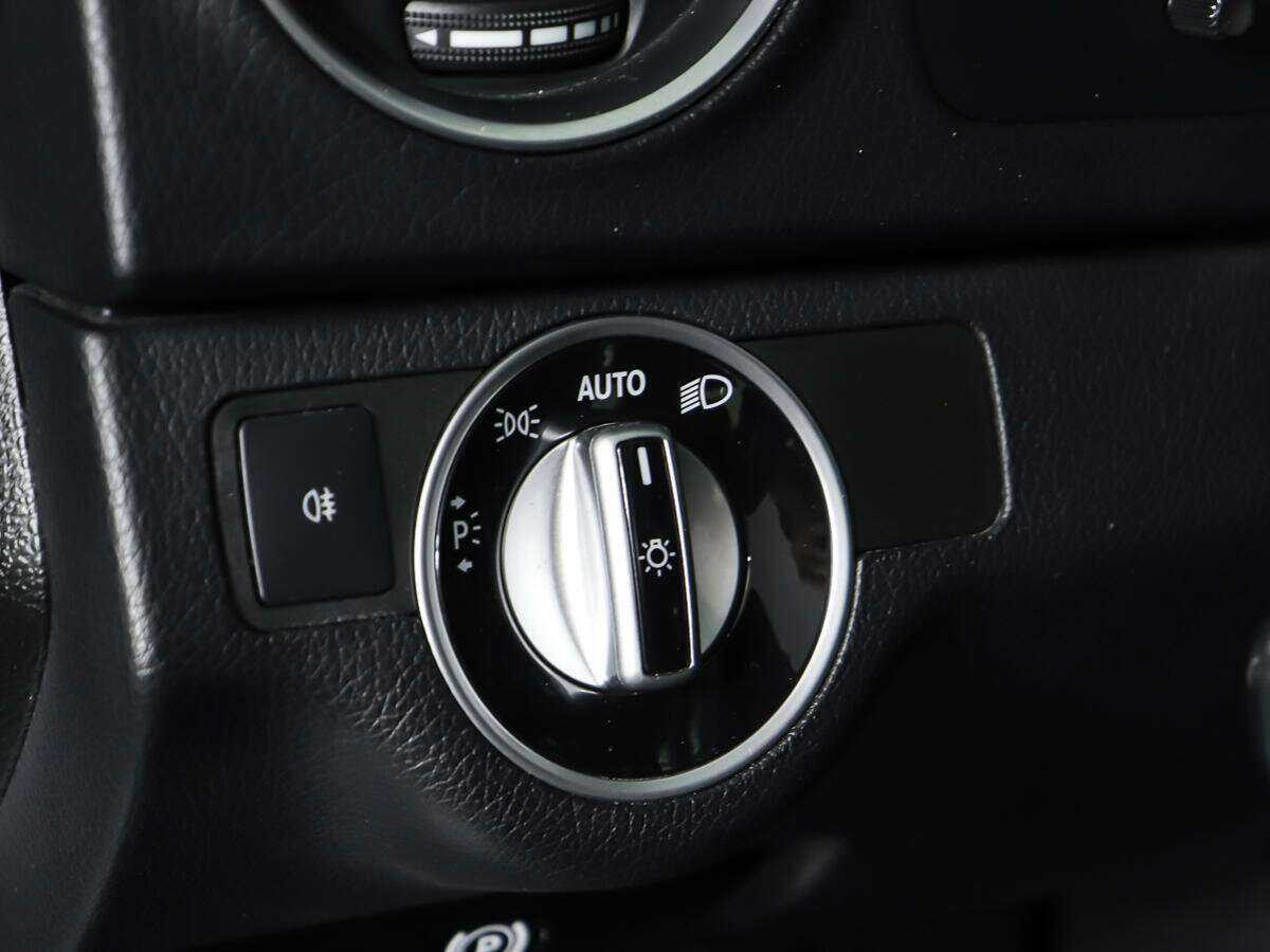 Mercedes-Benz C-Класс 2011 года с пробегом. Фото: #17