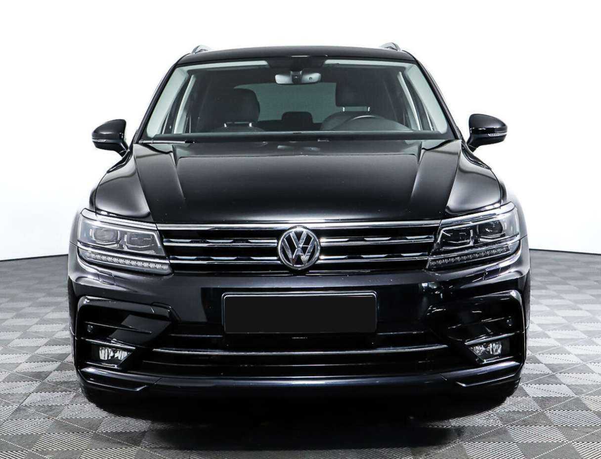 Volkswagen Tiguan 2018 года с пробегом. Фото: #1