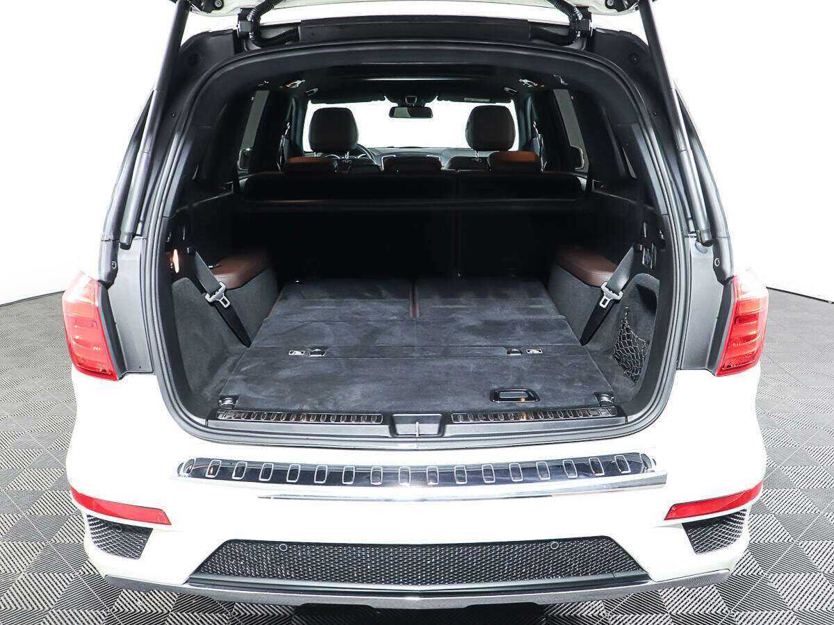 Mercedes-Benz GL-Класс 2014 года с пробегом. Фото: #9