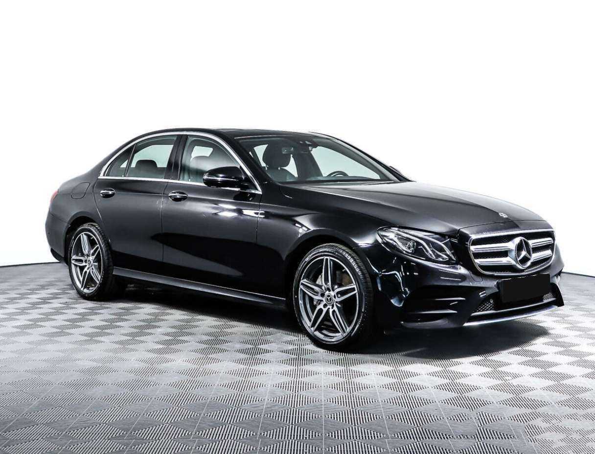 Mercedes-Benz E-Класс 2017 года с пробегом. Фото: #2