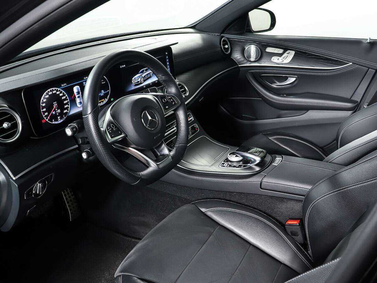 Mercedes-Benz E-Класс 2017 года с пробегом. Фото: #12