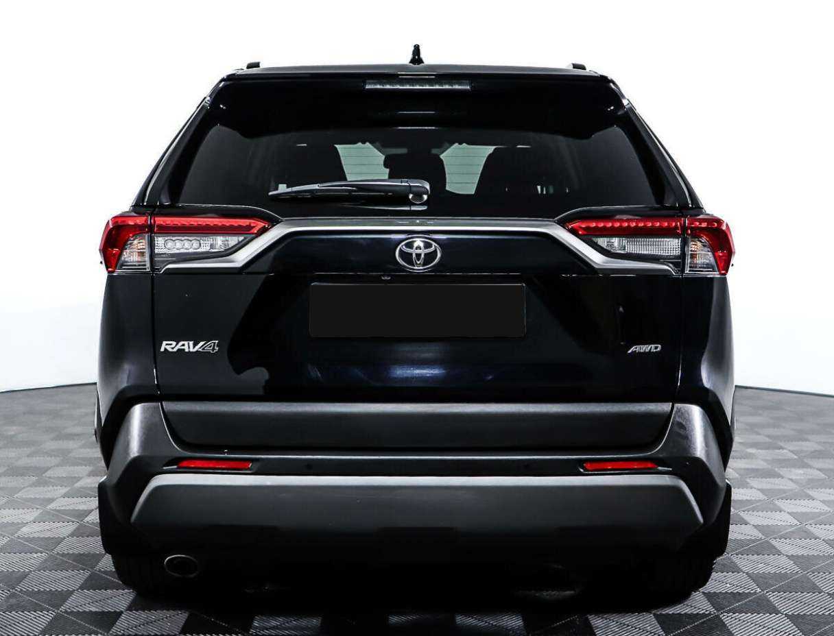 Toyota RAV4 2021 года с пробегом. Фото: #5