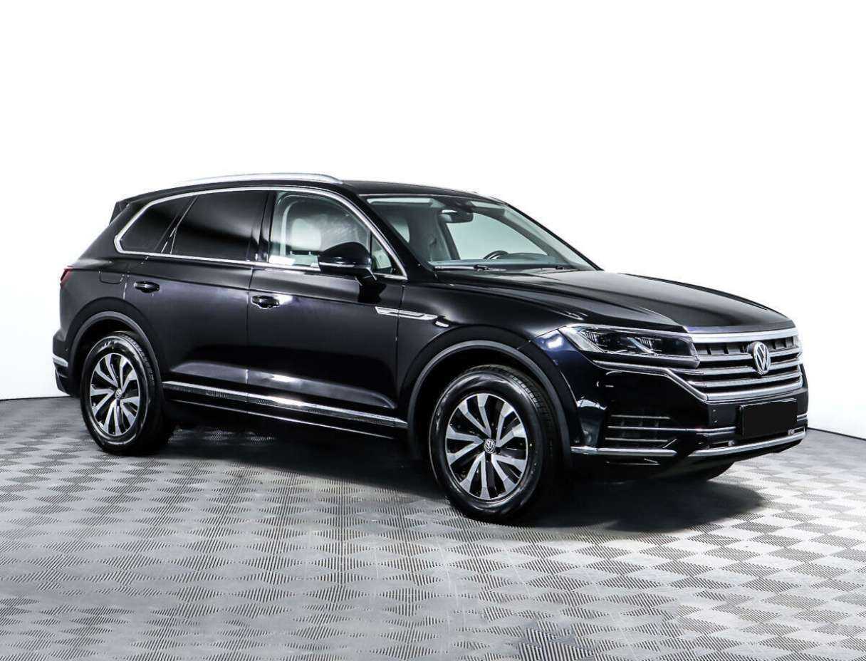 Volkswagen Touareg 2020 года с пробегом. Фото: #2