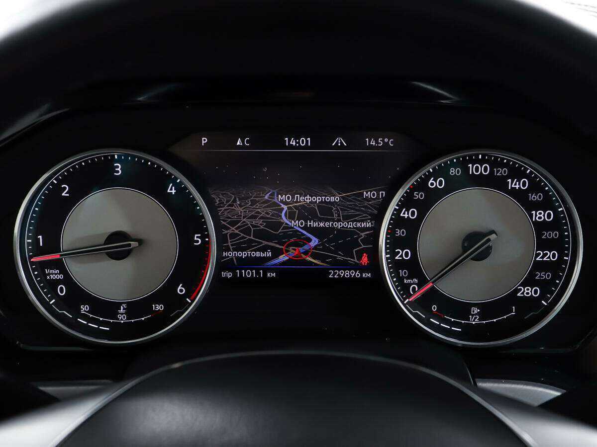 Volkswagen Touareg 2020 года с пробегом. Фото: #14