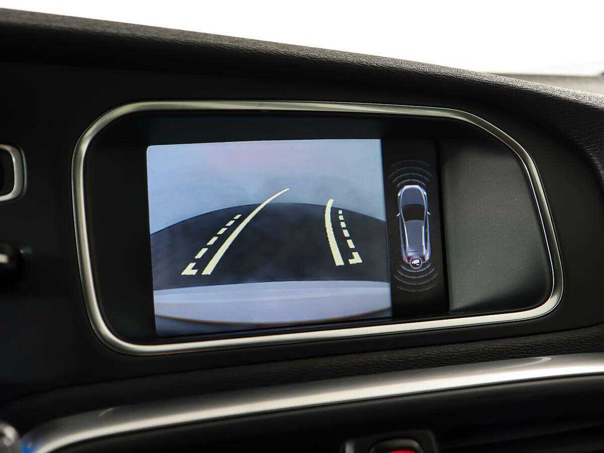 Volvo V40 Cross Country 2013 года с пробегом. Фото: #18