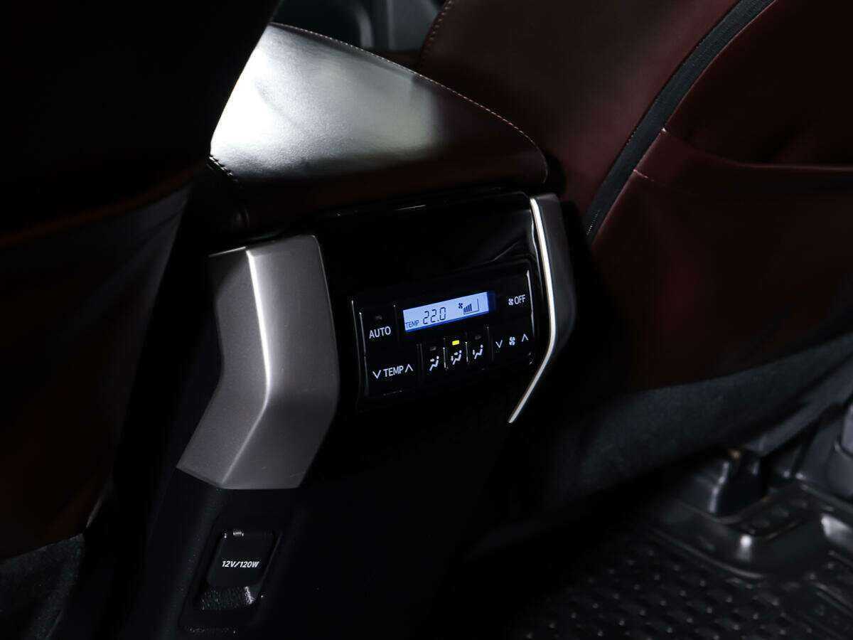 Toyota Land Cruiser Prado 2021 года с пробегом. Фото: #15