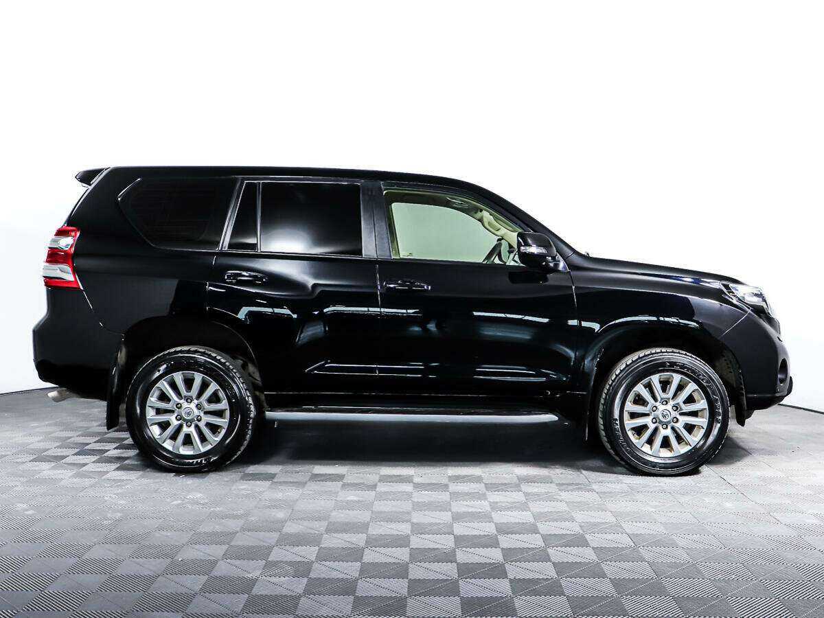 Toyota Land Cruiser Prado 2014 года с пробегом. Фото: #3