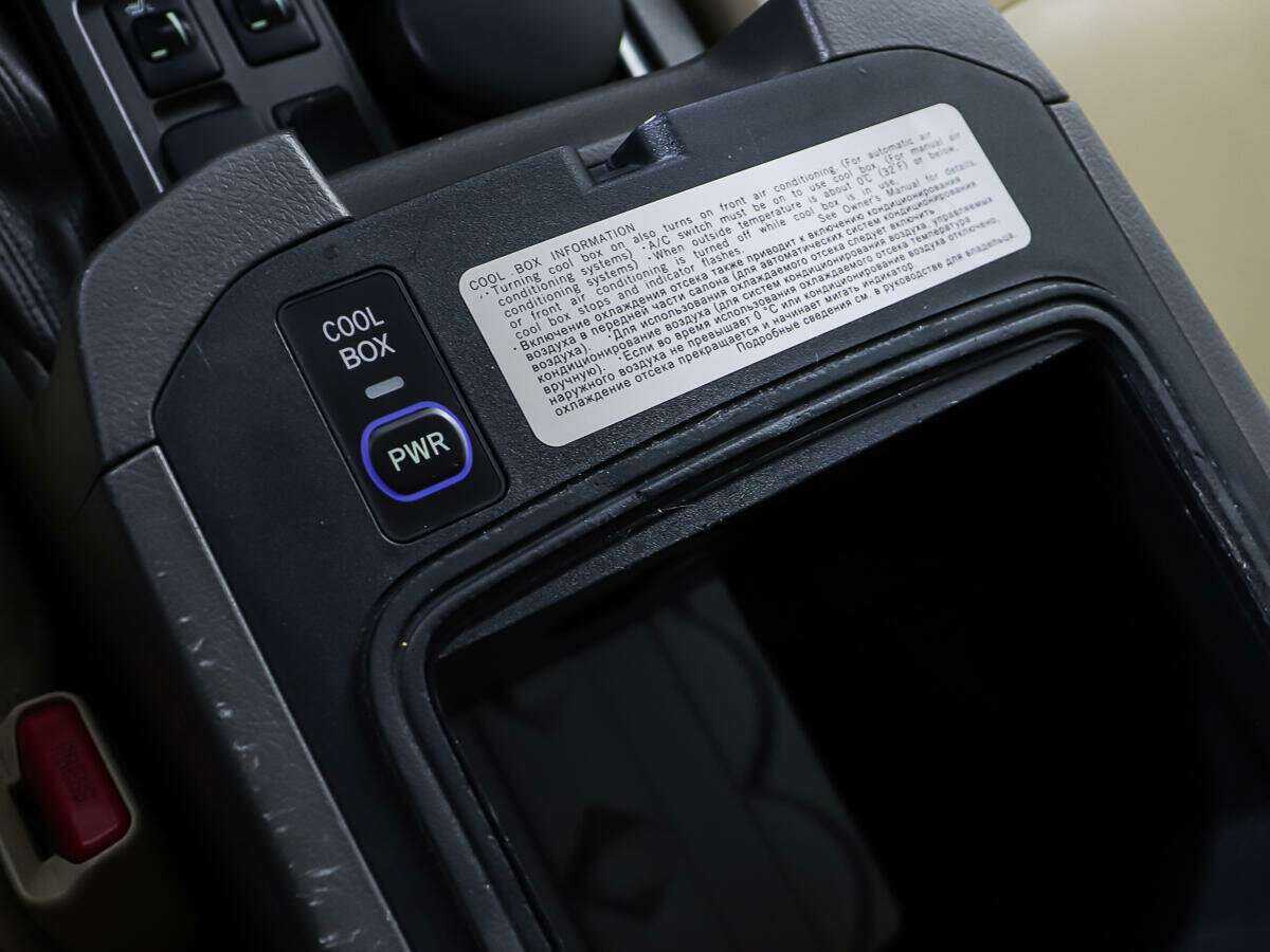 Toyota Land Cruiser Prado 2014 года с пробегом. Фото: #19