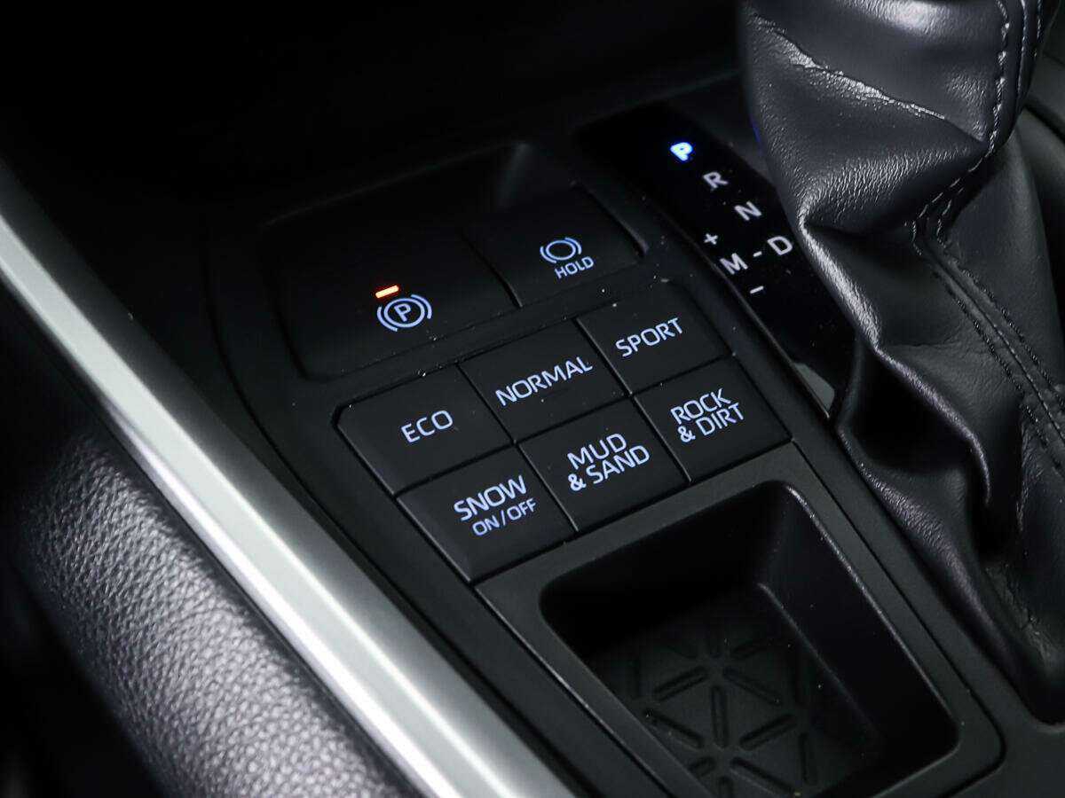 Toyota RAV4 2019 года с пробегом. Фото: #17