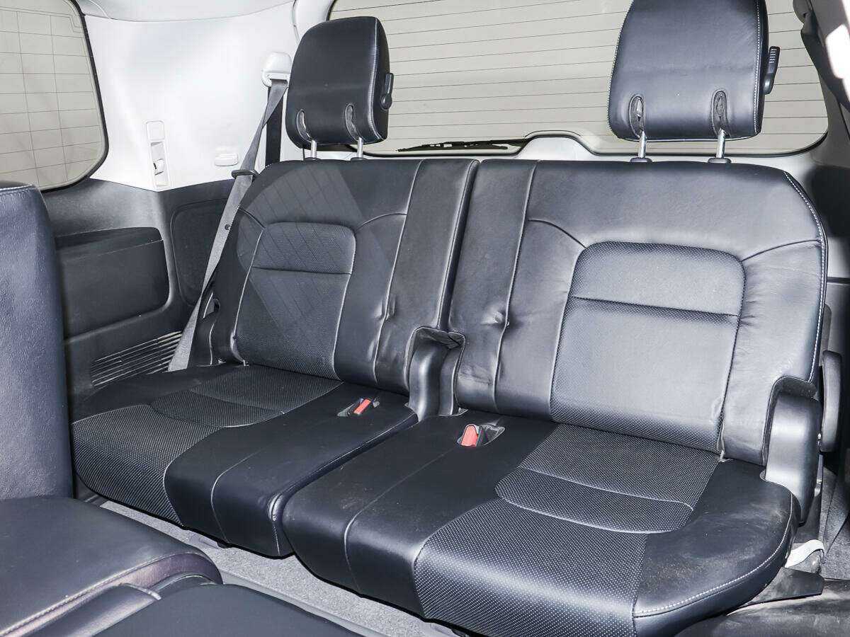 Toyota Land Cruiser 2012 года с пробегом. Фото: #10