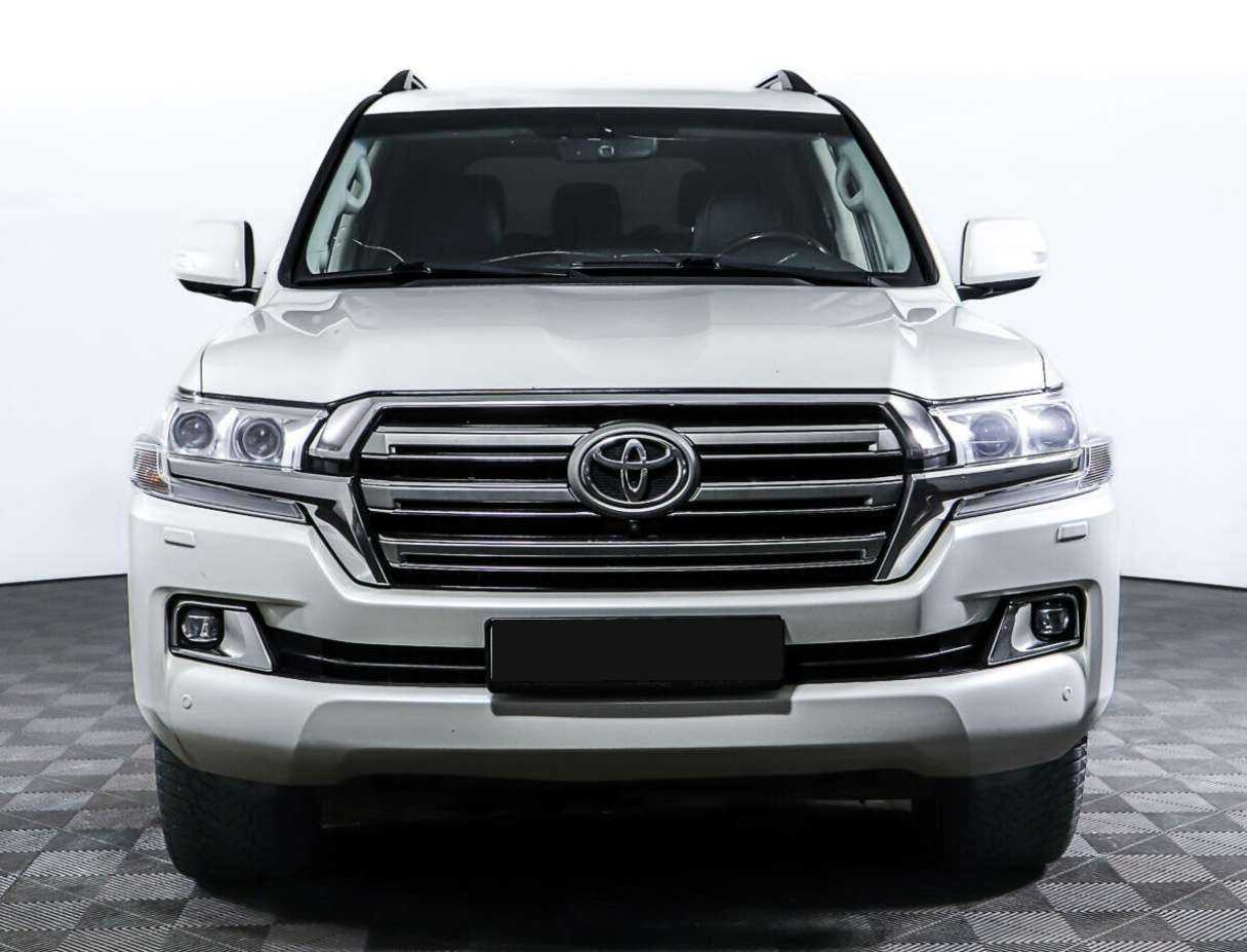 Toyota Land Cruiser 2020 года с пробегом. Фото: #1