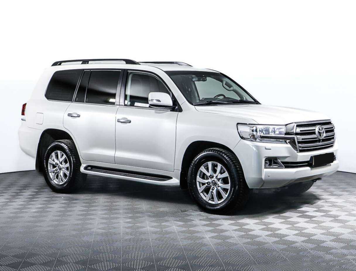 Toyota Land Cruiser 2020 года с пробегом. Фото: #2