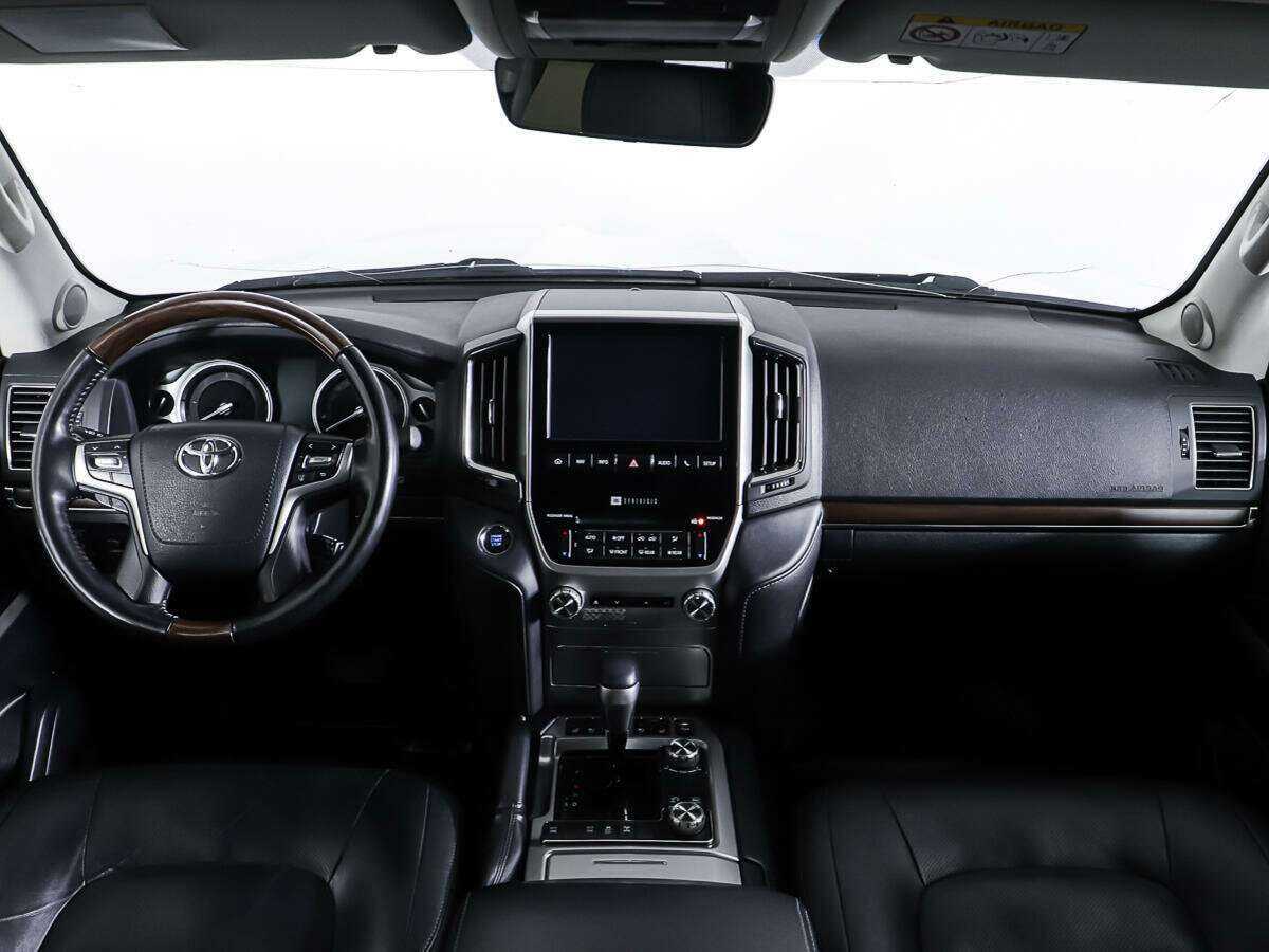 Toyota Land Cruiser 2020 года с пробегом. Фото: #10