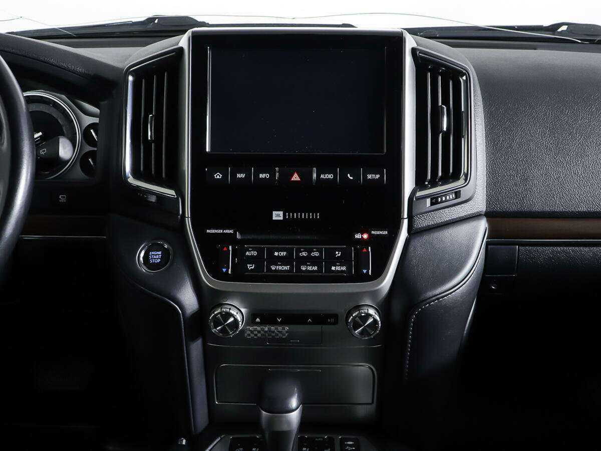 Toyota Land Cruiser 2020 года с пробегом. Фото: #11