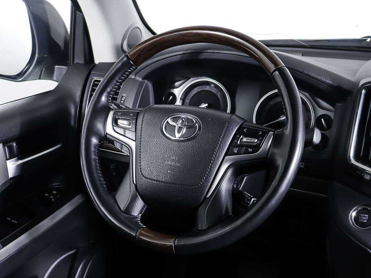 Toyota Land Cruiser 2020 года с пробегом. Фото: #15