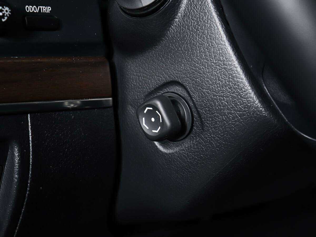 Toyota Land Cruiser 2020 года с пробегом. Фото: #19