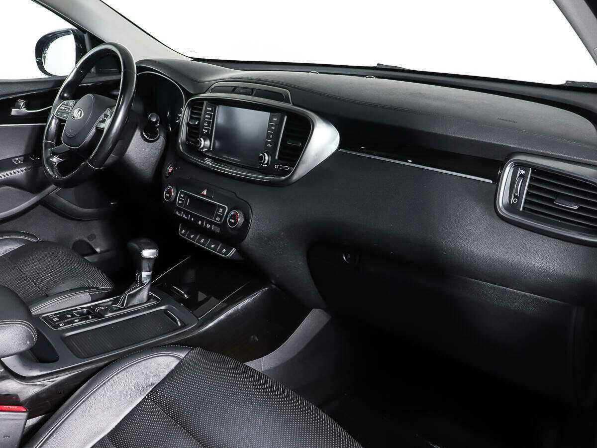 Kia Sorento 2017 года с пробегом. Фото: #10