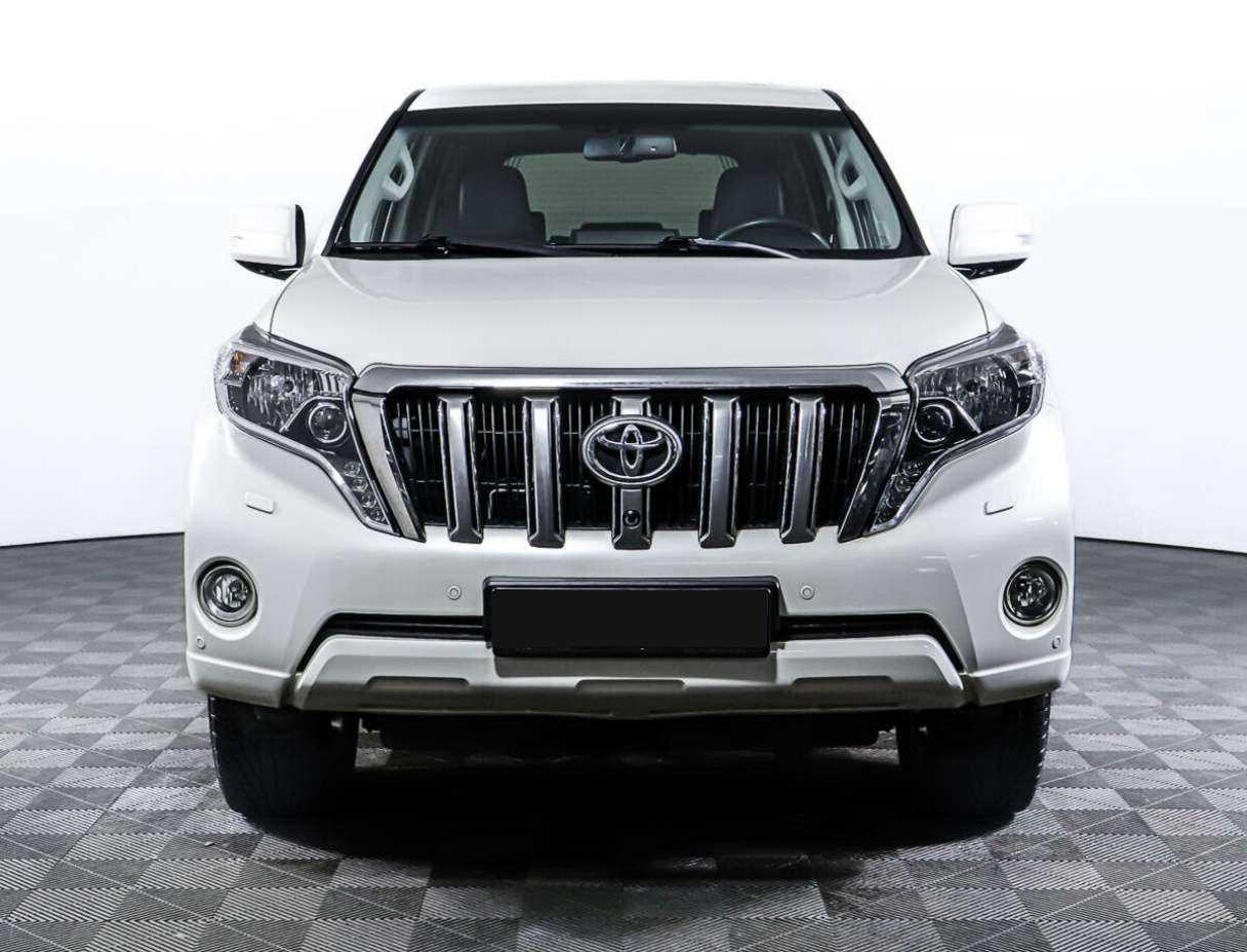 Toyota Land Cruiser Prado 2015 года с пробегом. Фото: #1