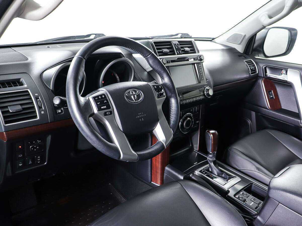 Toyota Land Cruiser Prado 2015 года с пробегом. Фото: #12