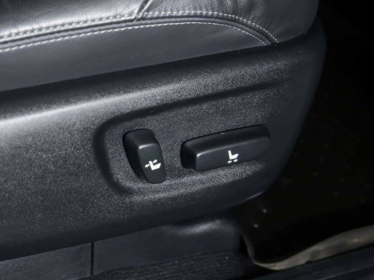 Toyota Land Cruiser Prado 2015 года с пробегом. Фото: #15