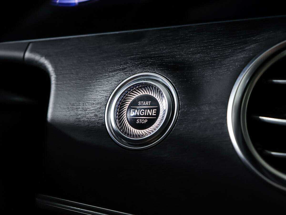 Mercedes-Benz E-Класс 2016 года с пробегом. Фото: #17