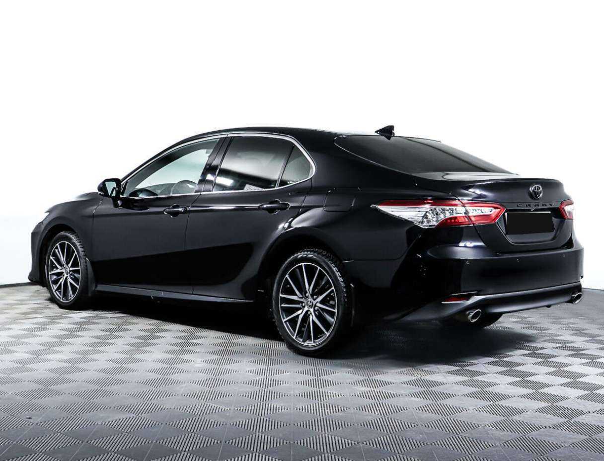 Toyota Camry 2022 года с пробегом. Фото: #5
