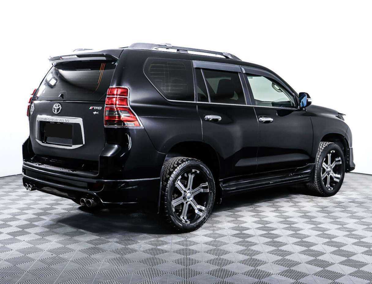 Toyota Land Cruiser Prado 2011 года с пробегом. Фото: #4