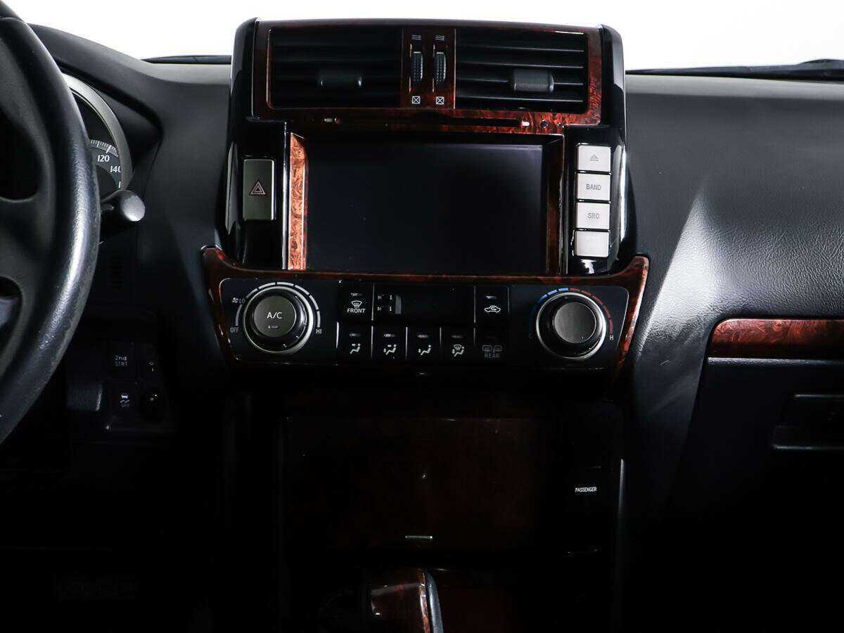 Toyota Land Cruiser Prado 2011 года с пробегом. Фото: #12