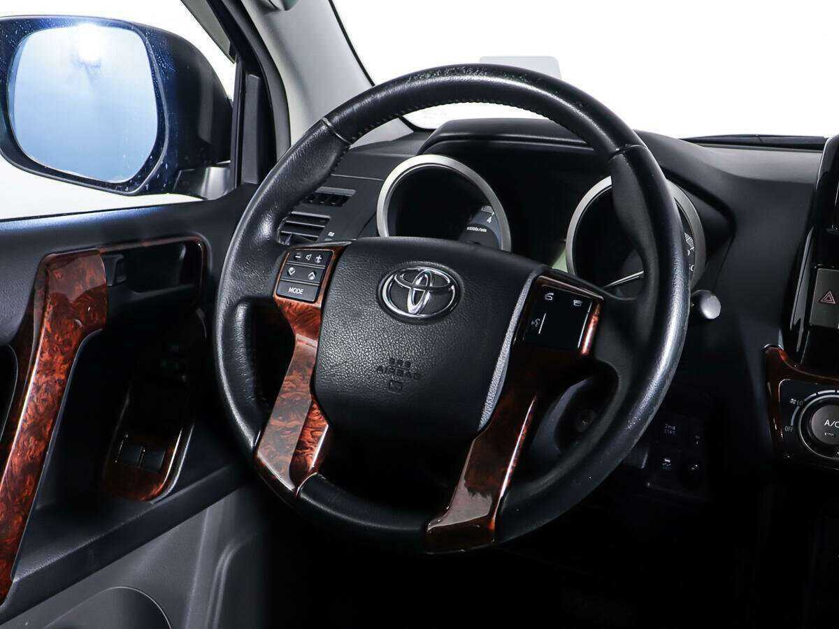 Toyota Land Cruiser Prado 2011 года с пробегом. Фото: #15