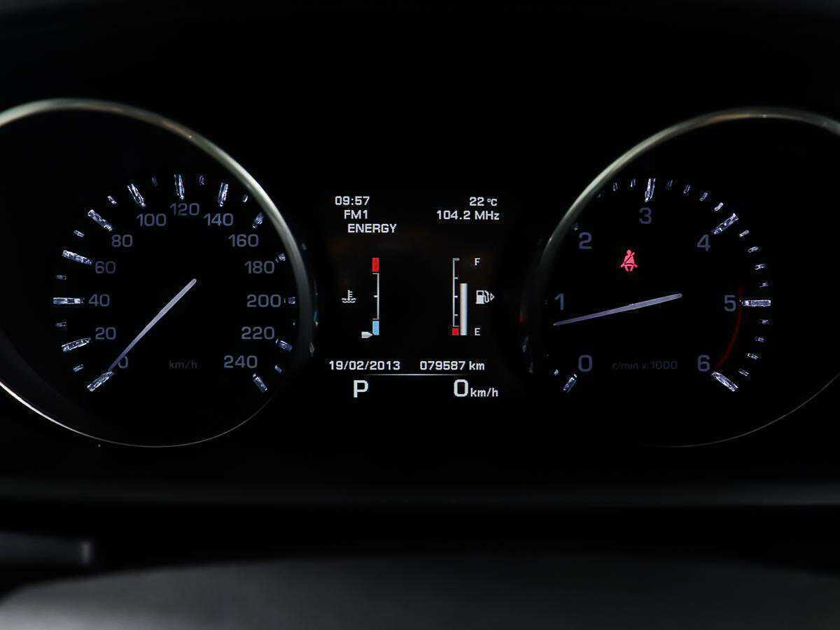 Land Rover Range Rover Sport 2013 года с пробегом. Фото: #13