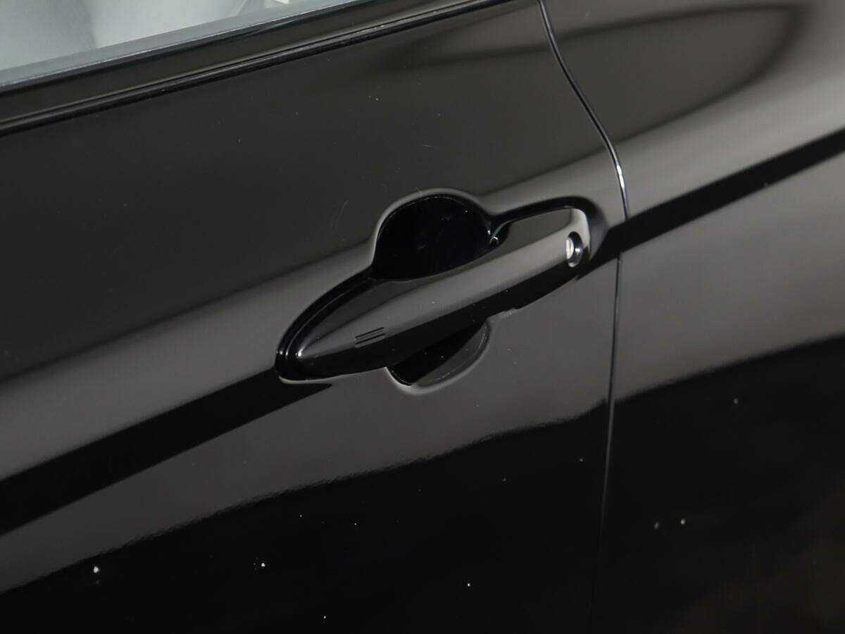 Toyota Camry 2021 года с пробегом. Фото: #19