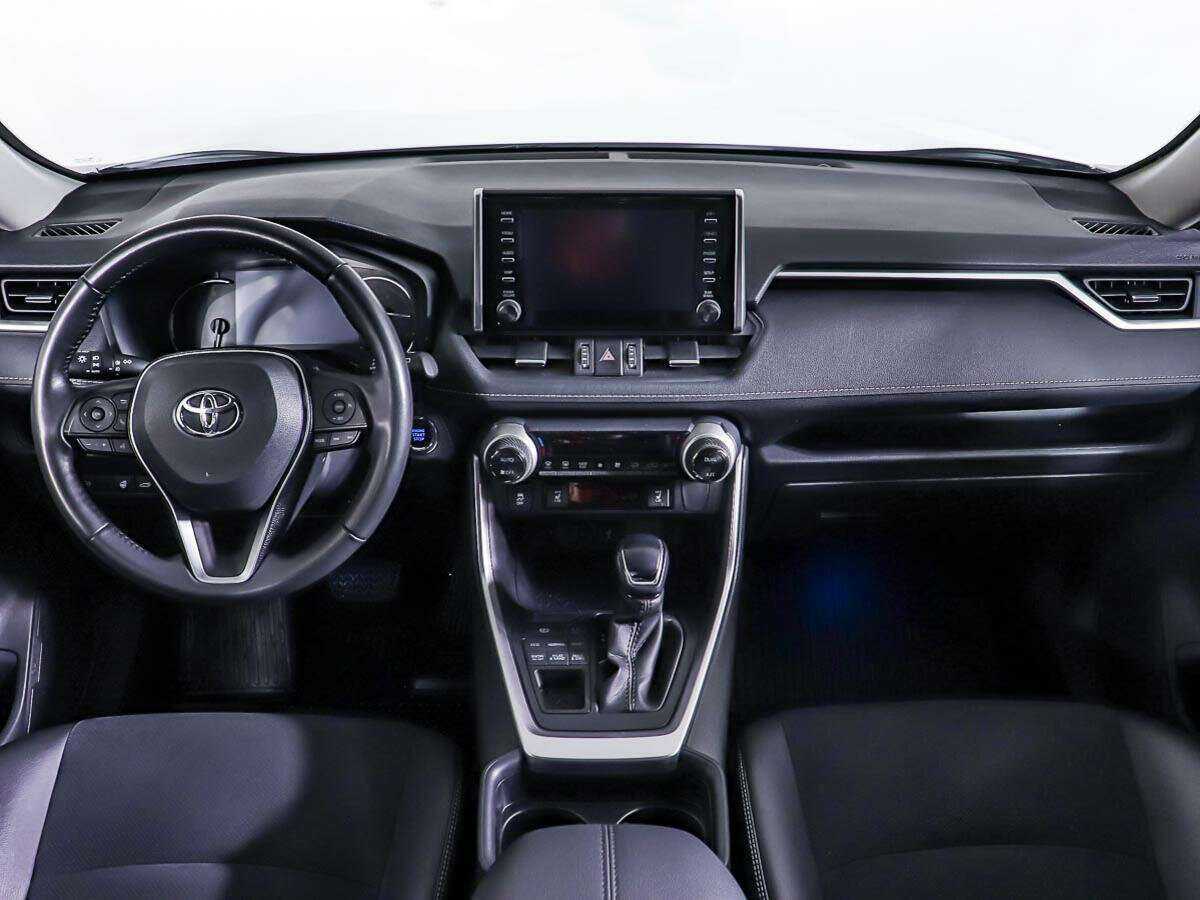 Toyota RAV4 2021 года с пробегом. Фото: #10