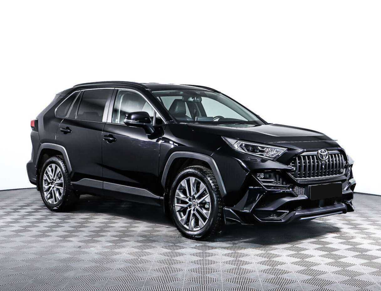 Toyota RAV4 2021 года с пробегом. Фото: #2