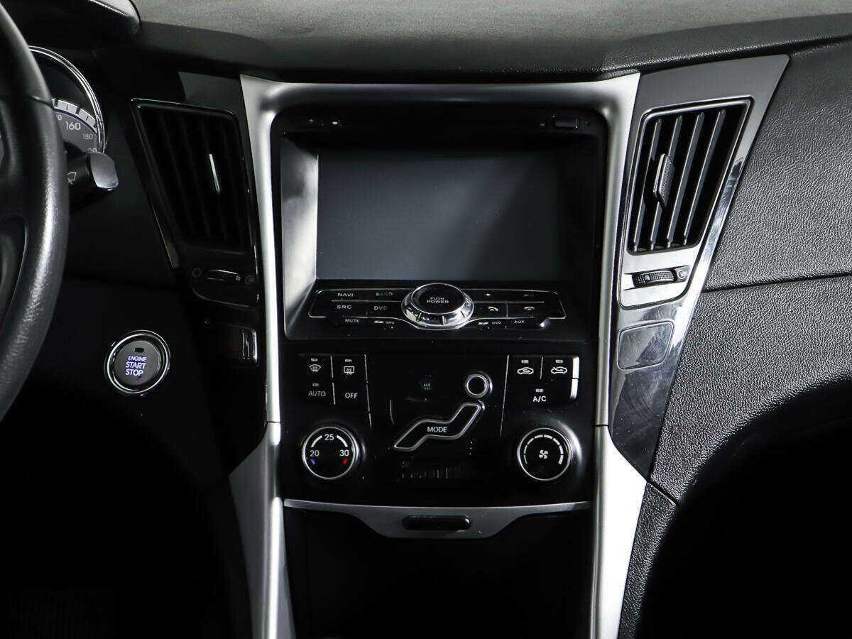 Hyundai Sonata 2011 года с пробегом. Фото: #11