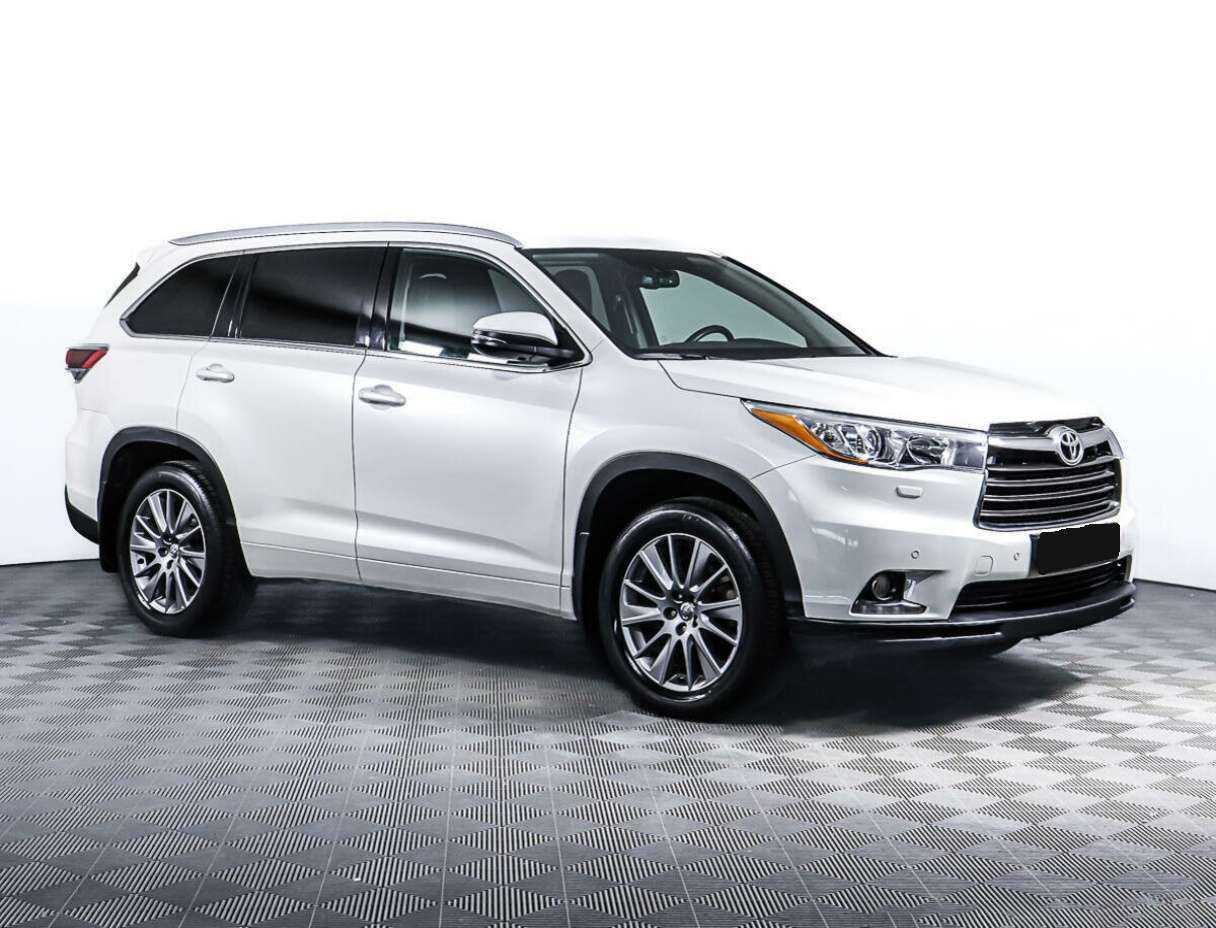 Toyota Highlander 2015 года с пробегом. Фото: #2
