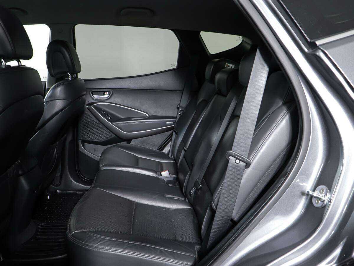 Hyundai Santa Fe 2015 года с пробегом. Фото: #9