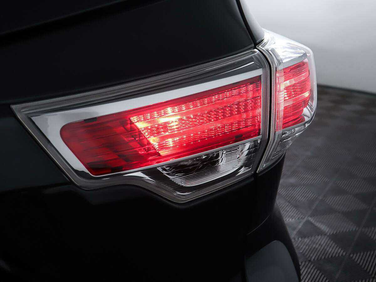 Toyota Highlander 2014 года с пробегом. Фото: #23