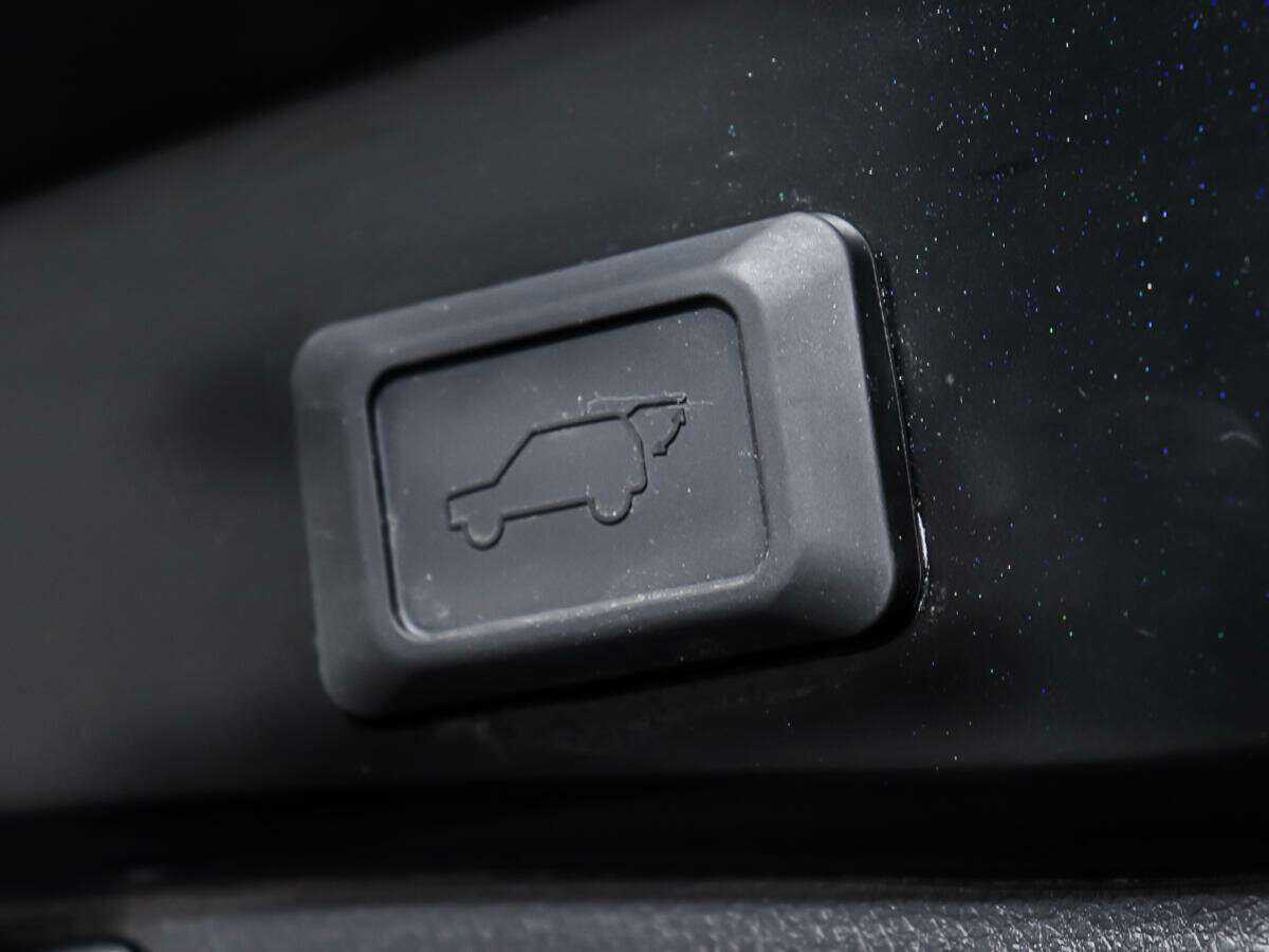 Toyota RAV4 2022 года с пробегом. Фото: #15