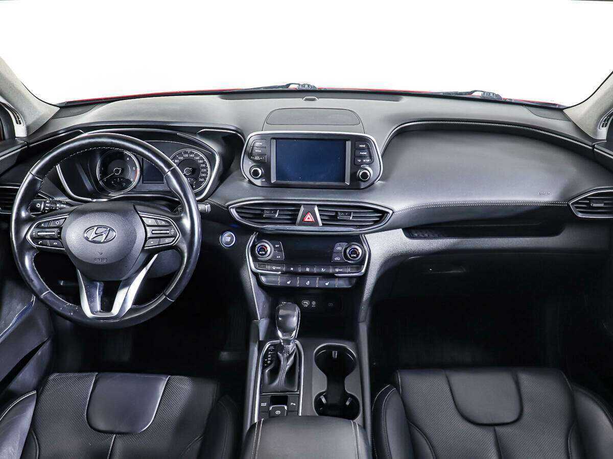 Hyundai Santa Fe 2018 года с пробегом. Фото: #11